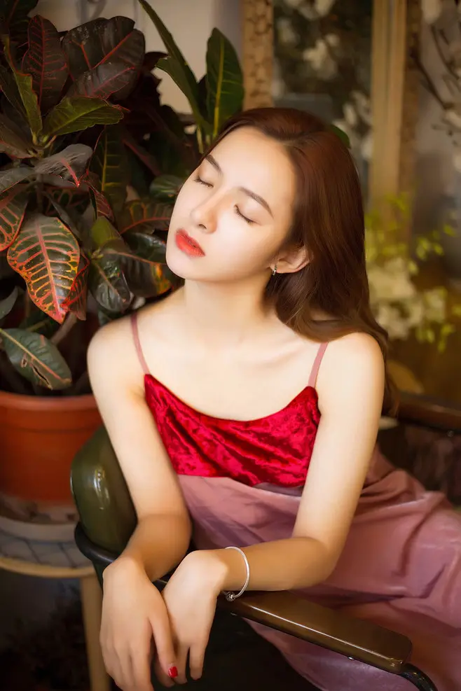 玉环广州高端商务伴游晓雯