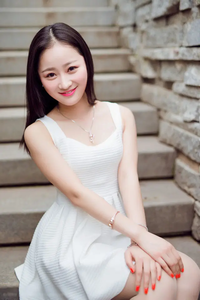 玉环温州私人伴游商务伴游乔妹的联系方式！