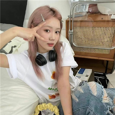 玉环伴游女生左惜筠的资料