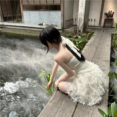 玉环伴游女生仇吉月的资料
